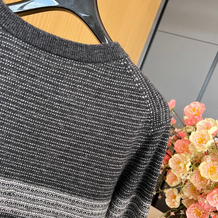 LP CREW NECK SWEATER STYLE 159