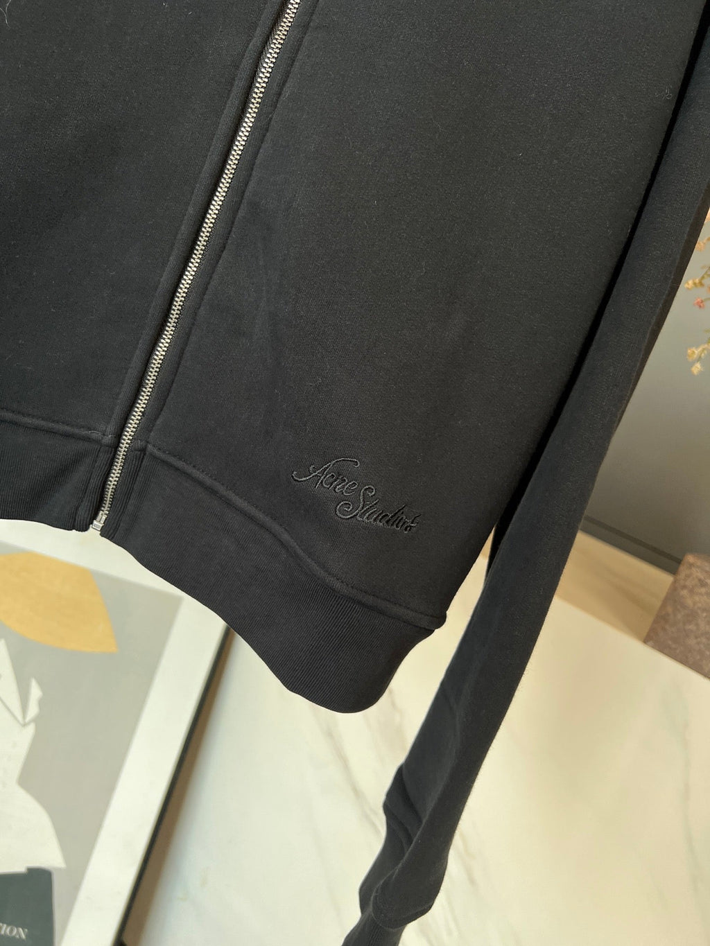 DIOR 25S EMBROIDERED SWEATSHIRT STYLE 223