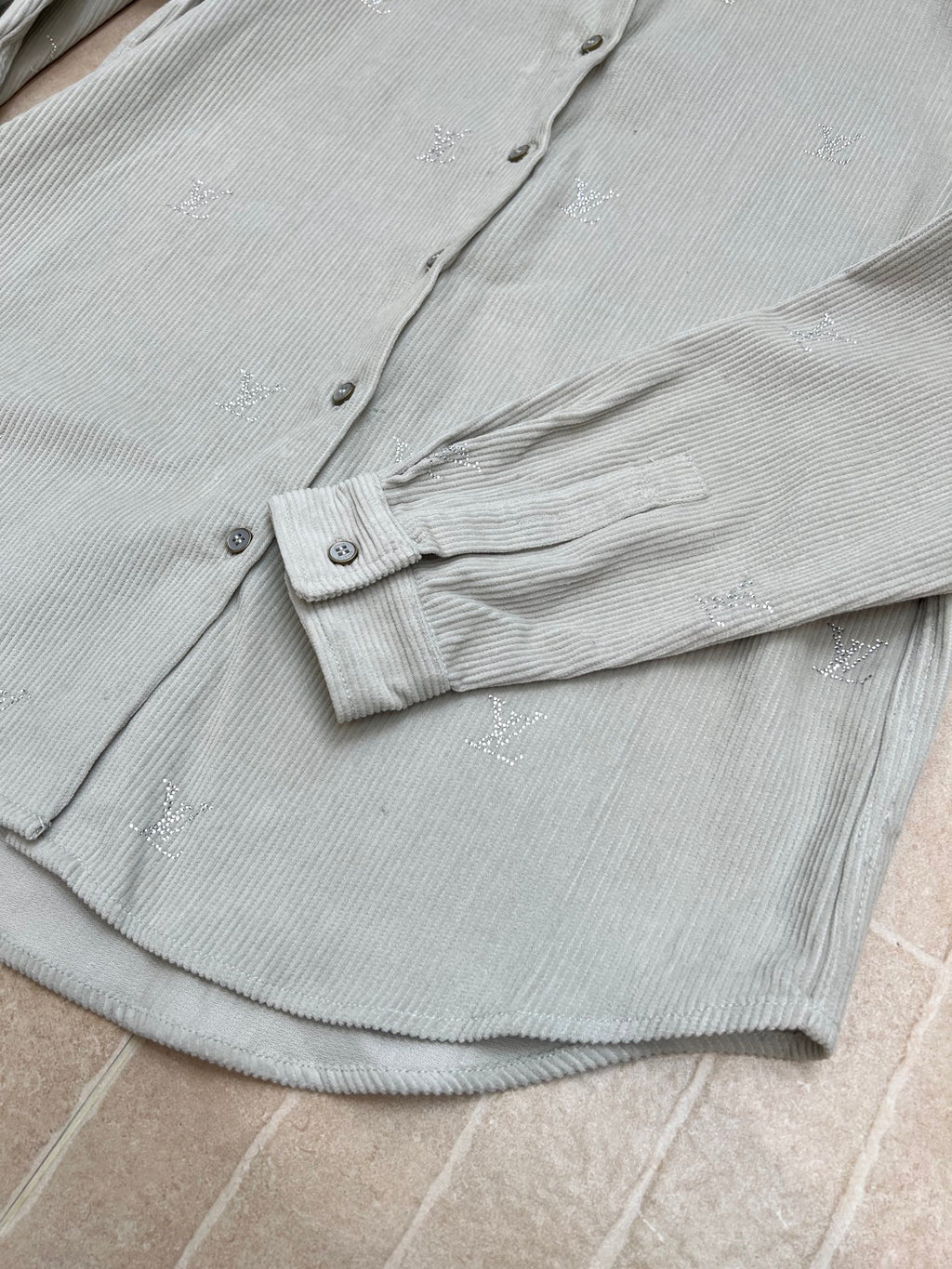 LV 25S SHIRT 0161