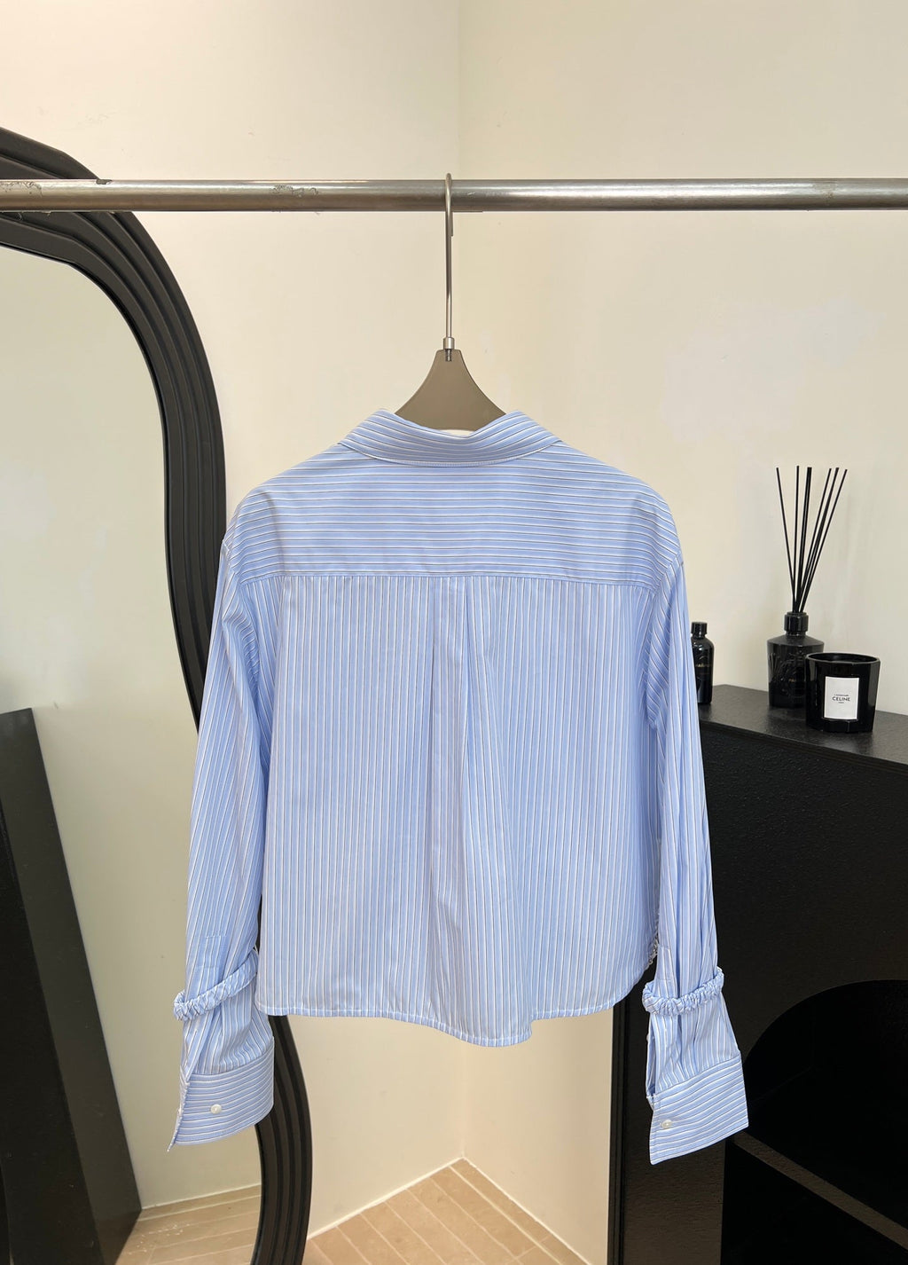 CHANEL 25S STRIPED-COLLAR SHIRT 620422