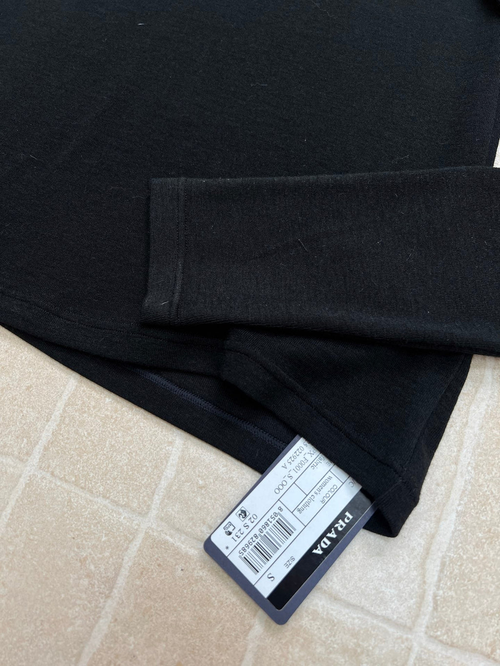 PRADA 26S LONG-SLEEVE T-SHIRT 620