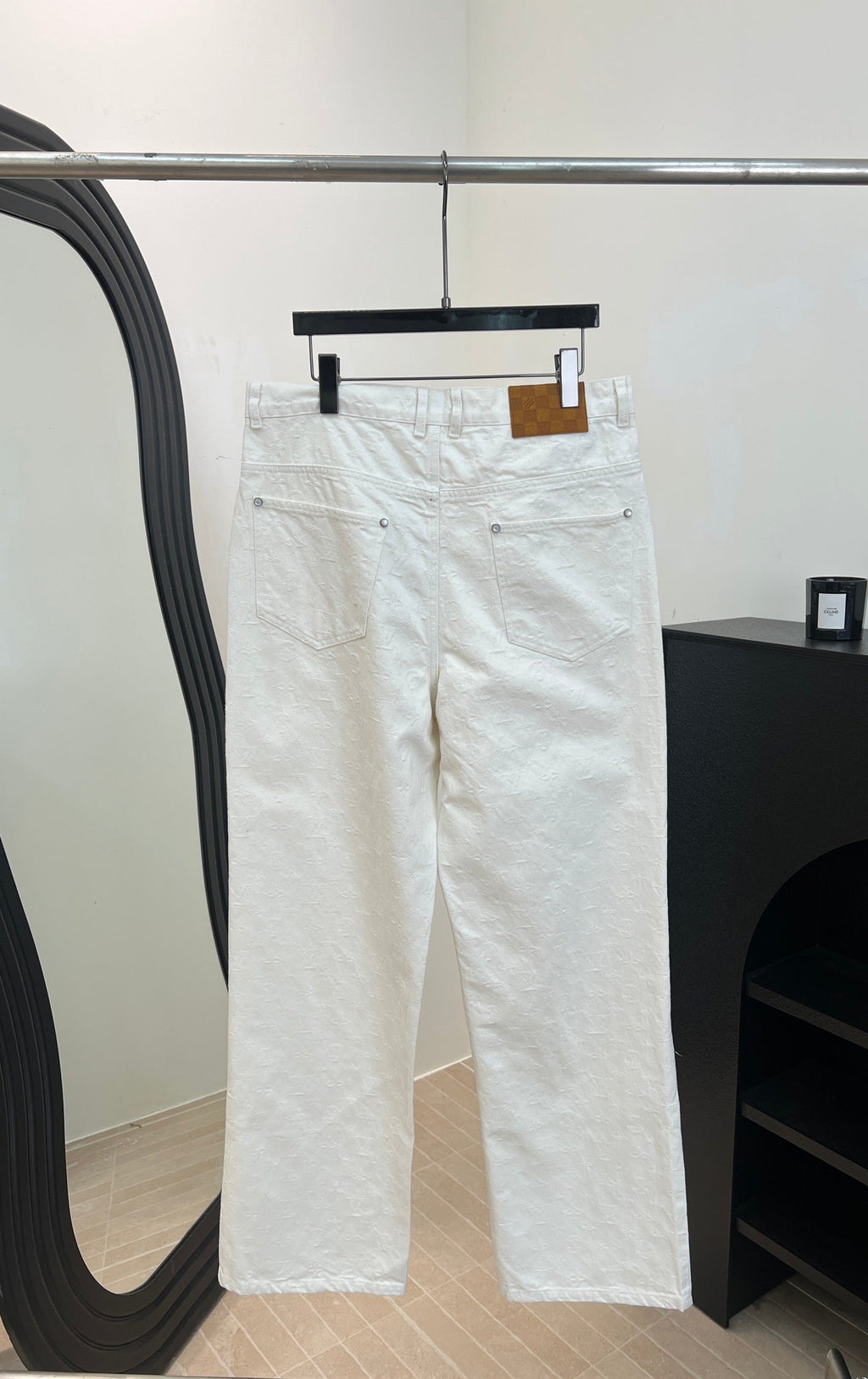 LV 26S JEANS STYLE 214