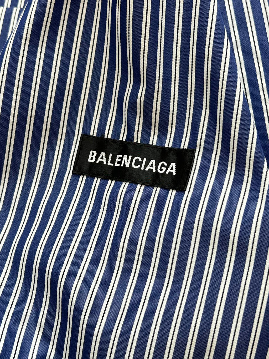 BALENCIAGA 26S STRIPED SHIRT 021