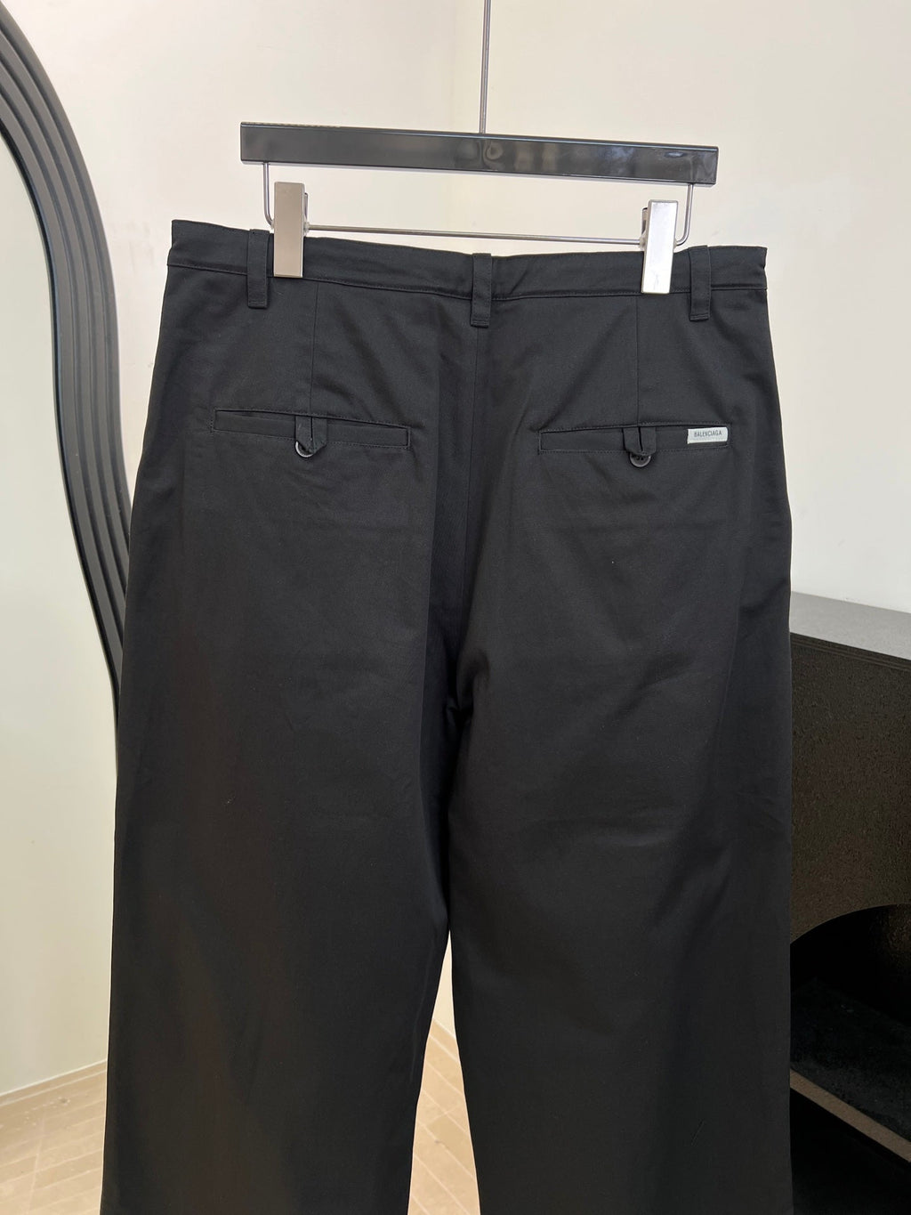 BALENCIAGA 26S WIDE LEG PANTS 003
