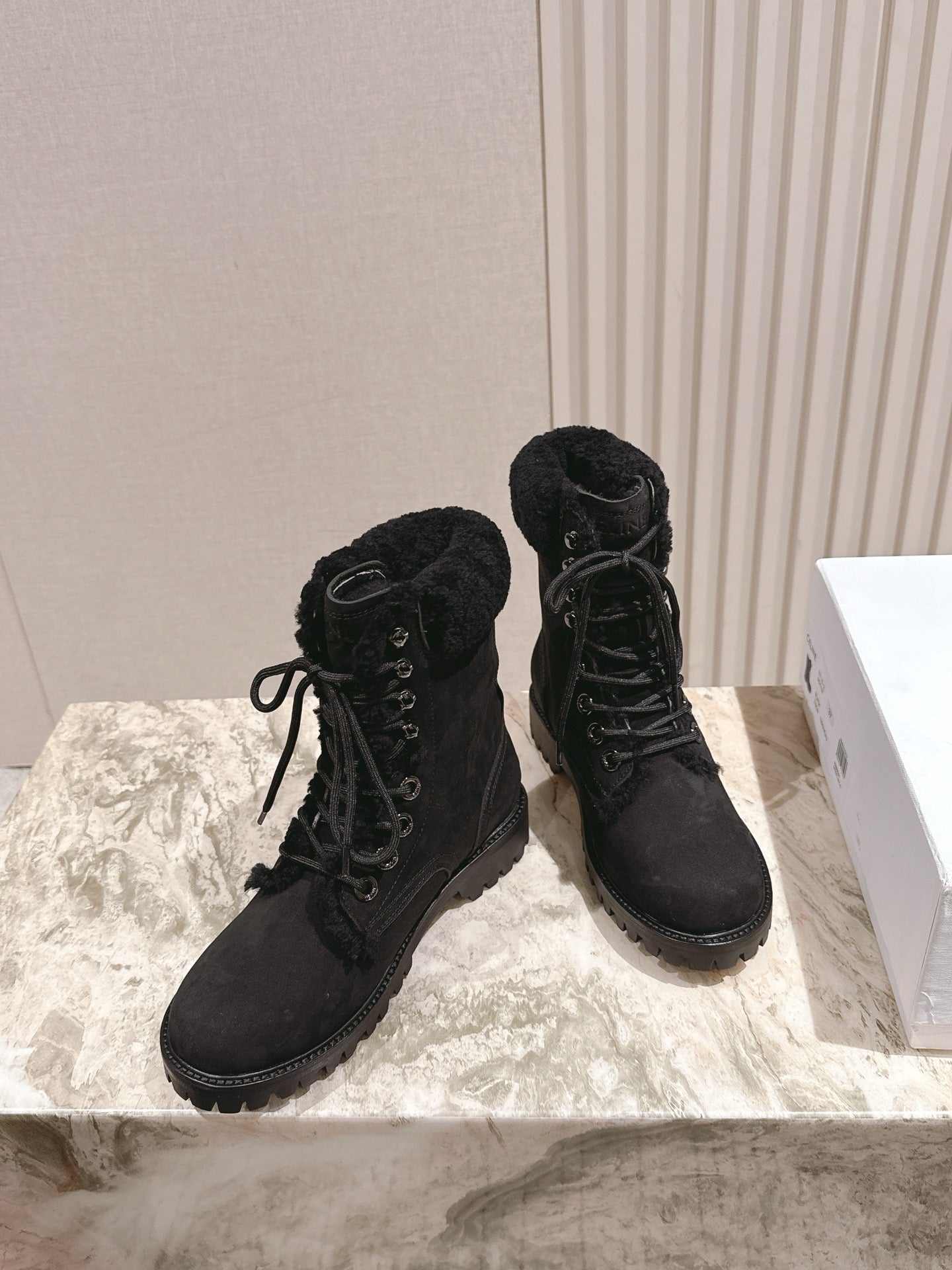 CELINE 25S KURT LACE UP MID BOOT IN BLACK FULL SUEDE AND SHEARLING