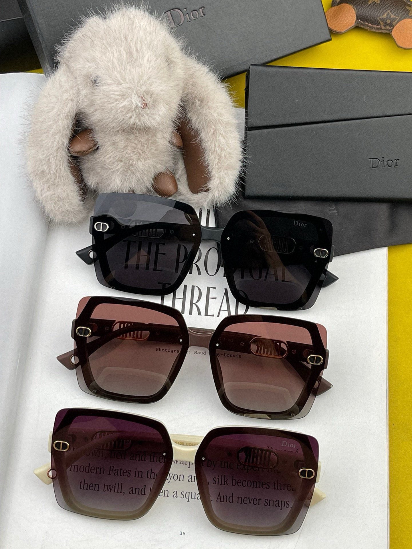 MONTAIGNE SUNGLASS CD5610 IN ACETATE