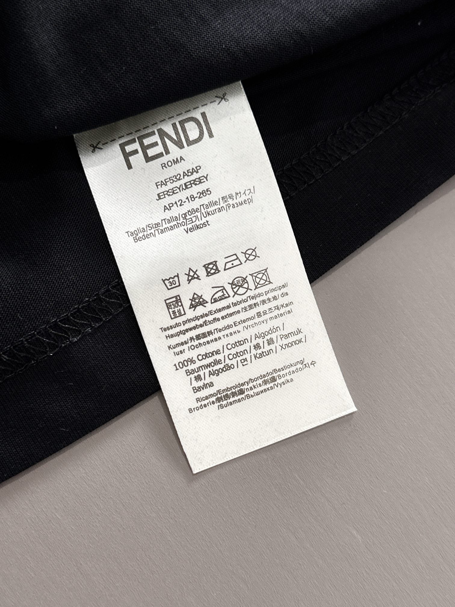 FENDI 26S SHORT SLEEVE T-SHIRT 164