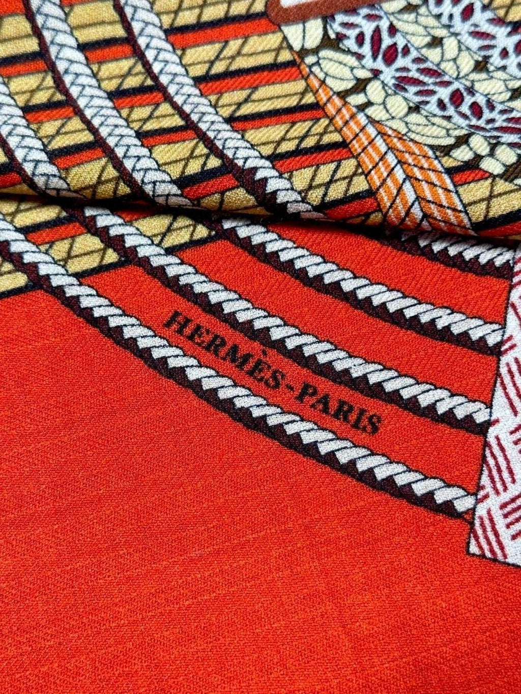 HERMES 25S SCARF 140 IN SILK 727339