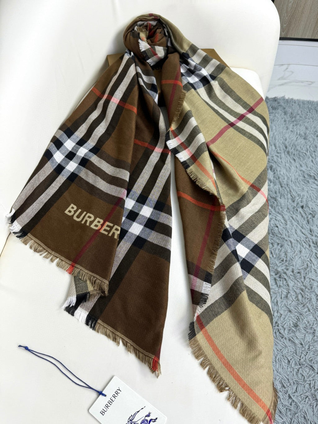 BURBERRY 26S SCARF 220CM IN CASHMERE SILK 303204