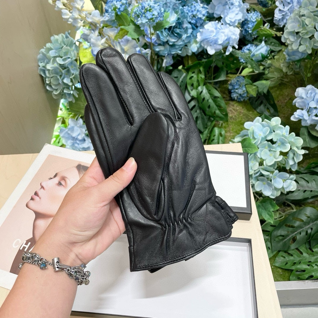GLOVES IN BLACK SHEEPSKIN 458538