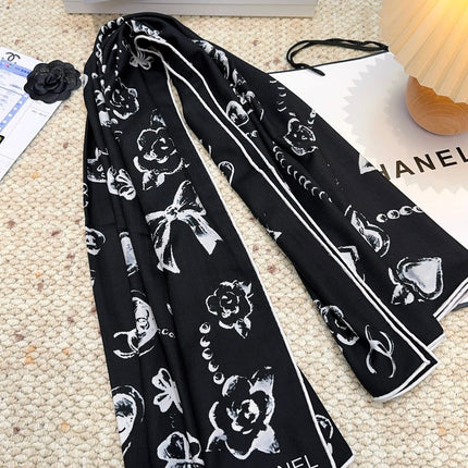 CHANEL 25S SCARF 140 CM IN CASHMERE SILK 943924