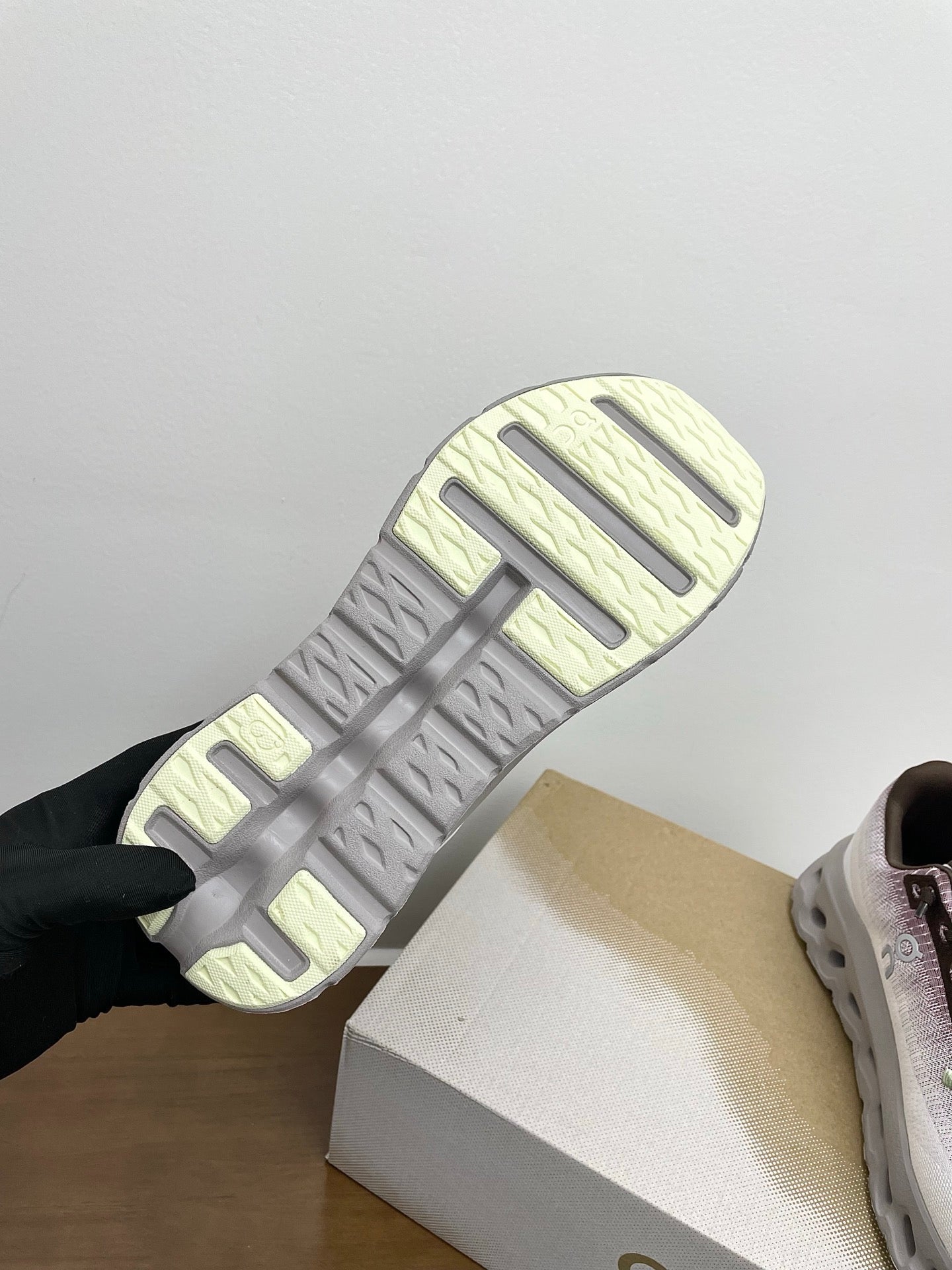 LOEWE 26S CLOUDTILT SNEAKER IN DARK BROWN IVORY RECYCLED POLYESTER