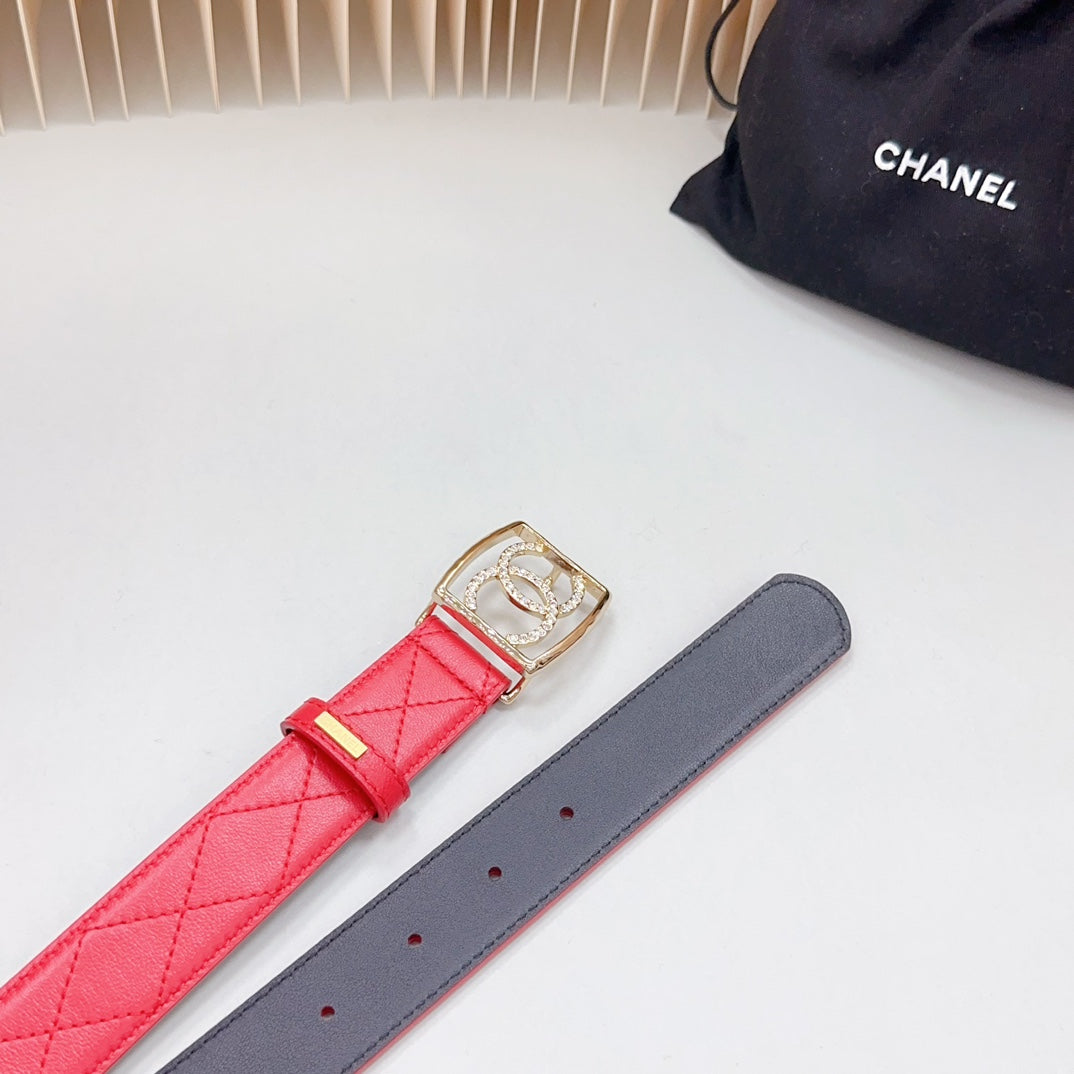 CC 30 MM BELT SQUARE BUCKLE IN CRIMSON RED EMBROIDERED CALFSKIN GOLD HARDWARE ATTACH RHINSTONES