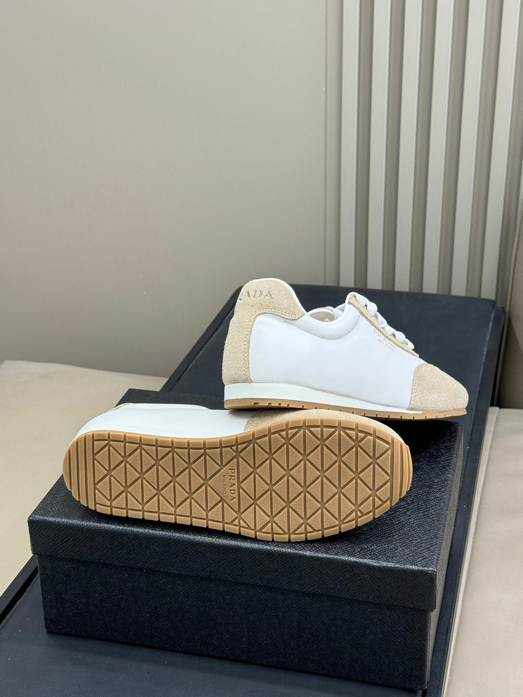 PRADA 25S SNEAKER IN WHITE MIX DARK BEIGE SUEDE STYLE 2