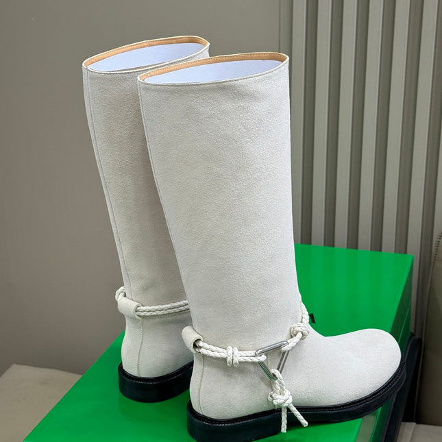 BOTTEGA VENETA 26S TALL BOOTS IN LIGHT GREY SUEDE