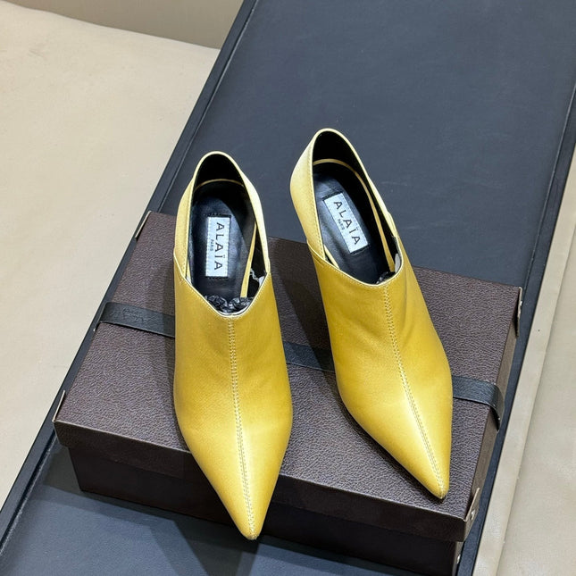 ALAIA 26S TRANSPARENT HIGH HEELS IN YELLOW SATIN
