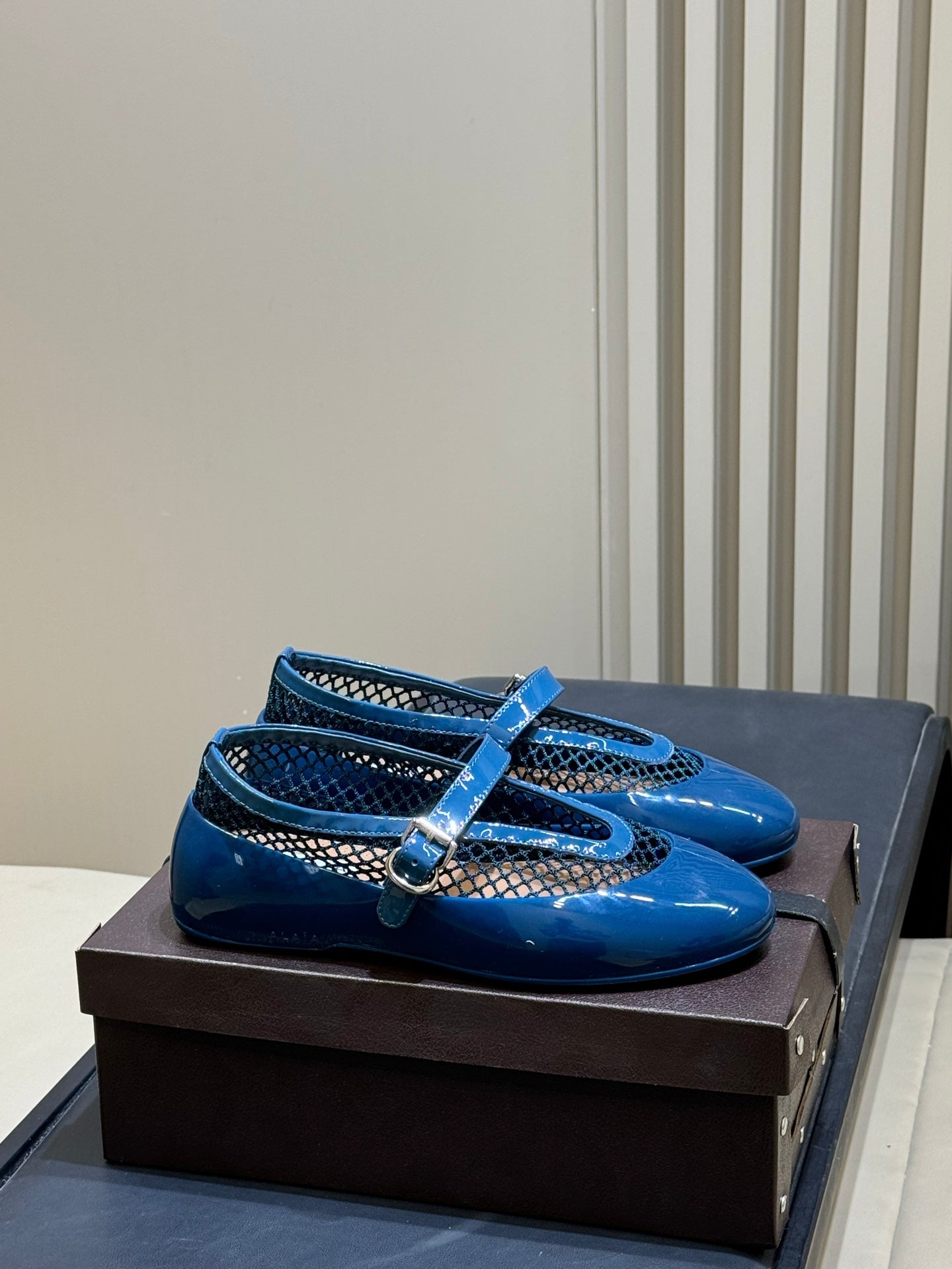ALAIA 26S MARY JANE BALLET FLATS IN DARK BLUE MESH AND GLOSSY CALFSKIN