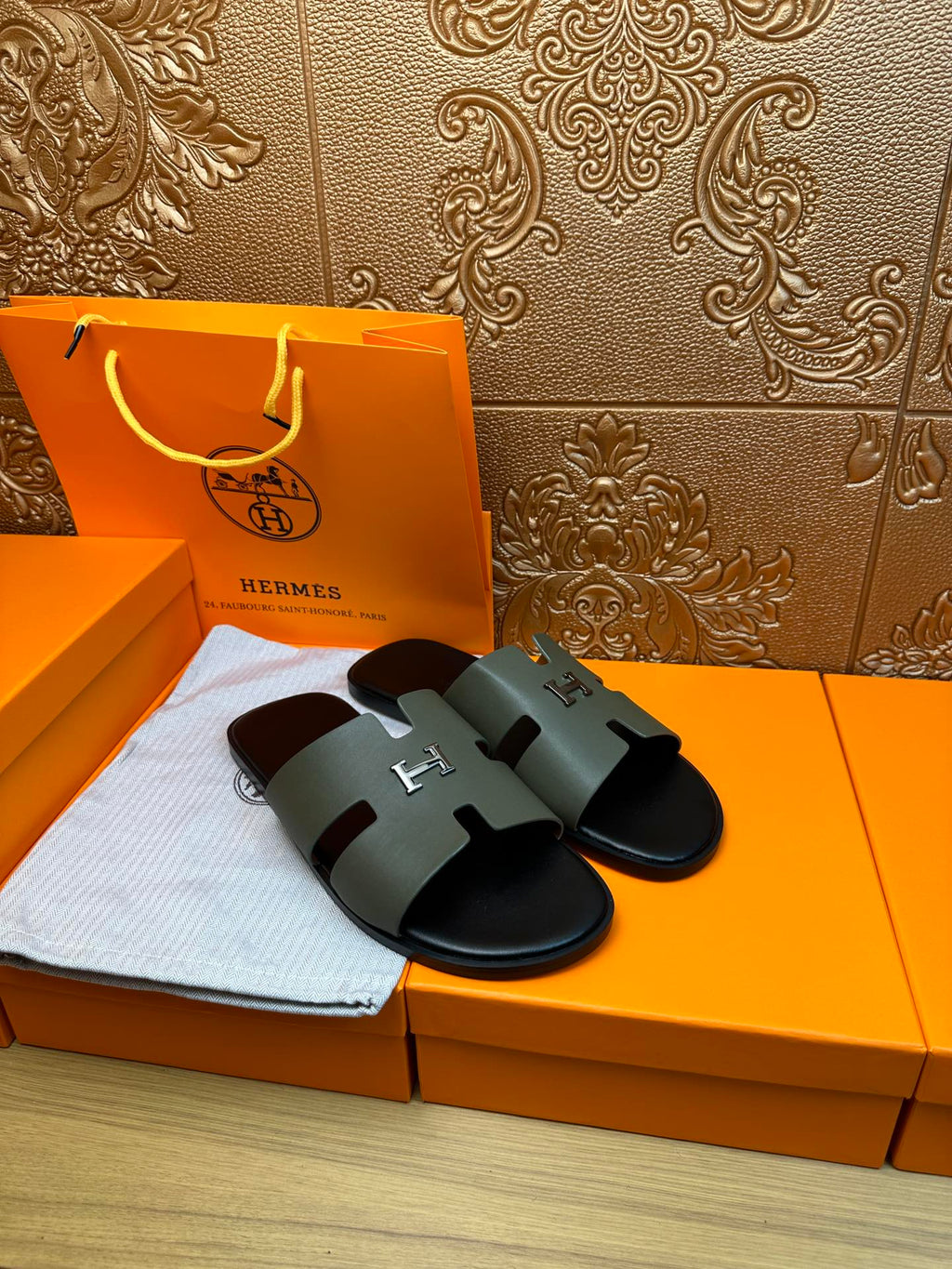 HM IZMIR H-BUCKLE SANDAL ARMY CALFSKIN