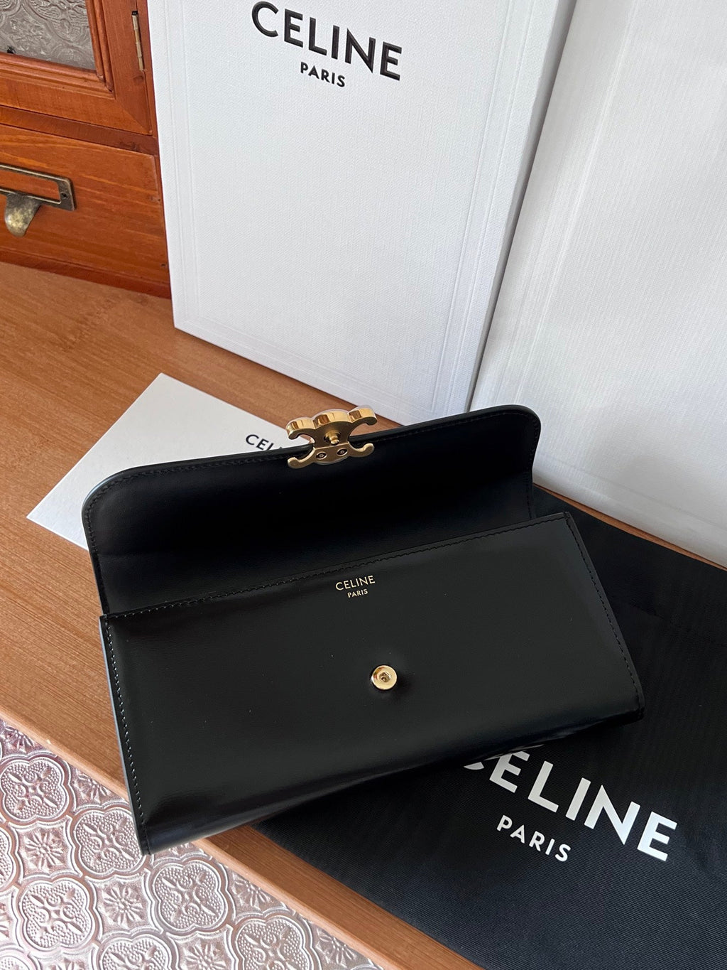 TRIOMPHE WALLET 19 IN BLACK CALFSKIN GOLD HARDWARE