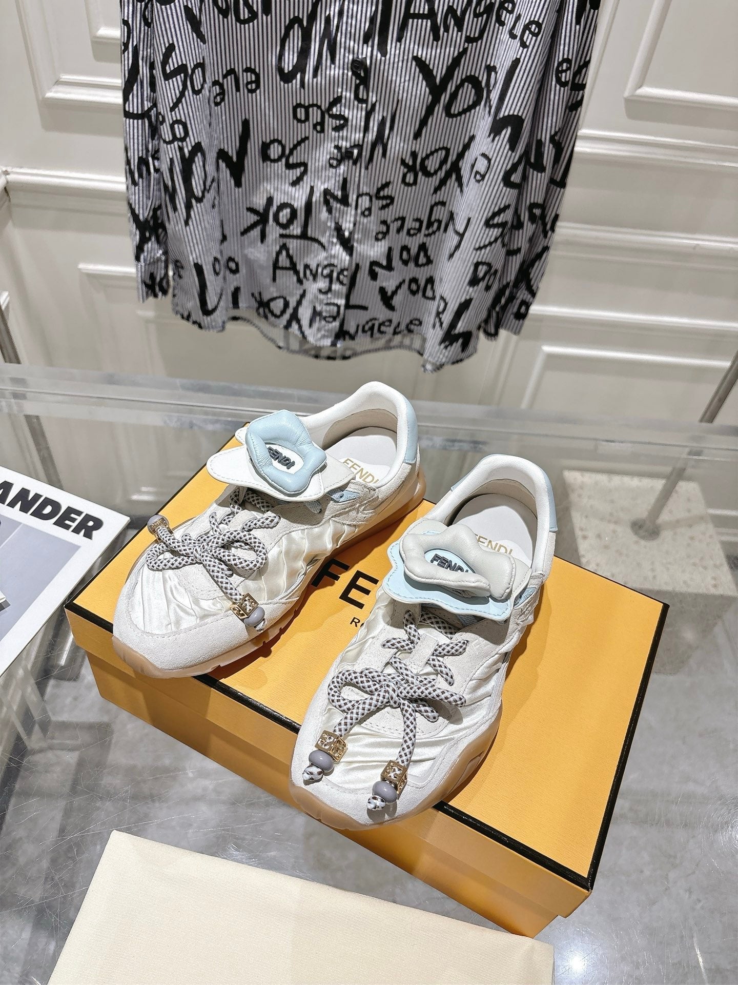FENDI 26S SNEAKERS IN CREAM WHITE FABRIC AND SUEDE