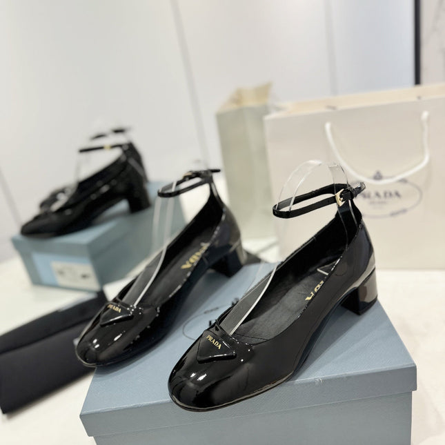 Pra Pumps 40 Square Sole Black Patent Leather