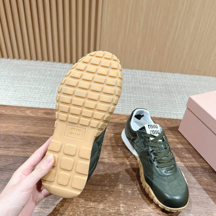 RUNNING SNEAKERS IN ARMY GREEN LAMBSKIN AND FABRIC ANTI-SLIP RUBBER SOLE