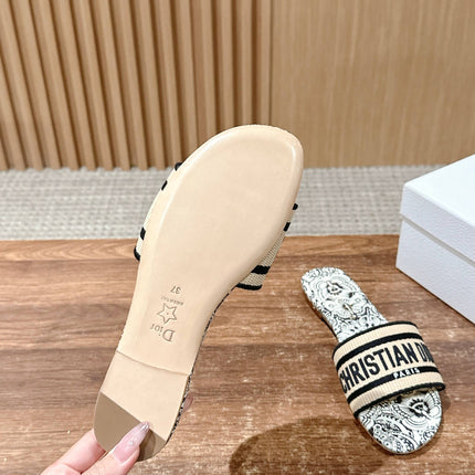 DIOR 26S D-CLUB EMBROIDERED SLIDES IN BLACK TOILE DE JOUY