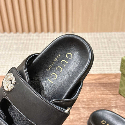GUCCI 26S DOUBLE-STRAP SANDALS IN BLACK CALFSKIN