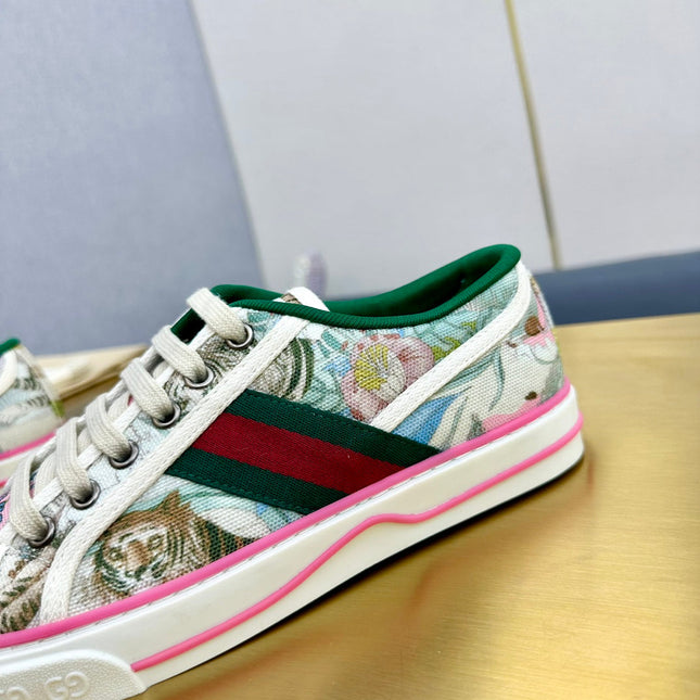 GG TENNIS 1977 TRAINER CANVAS WITH TIGER MOTIF