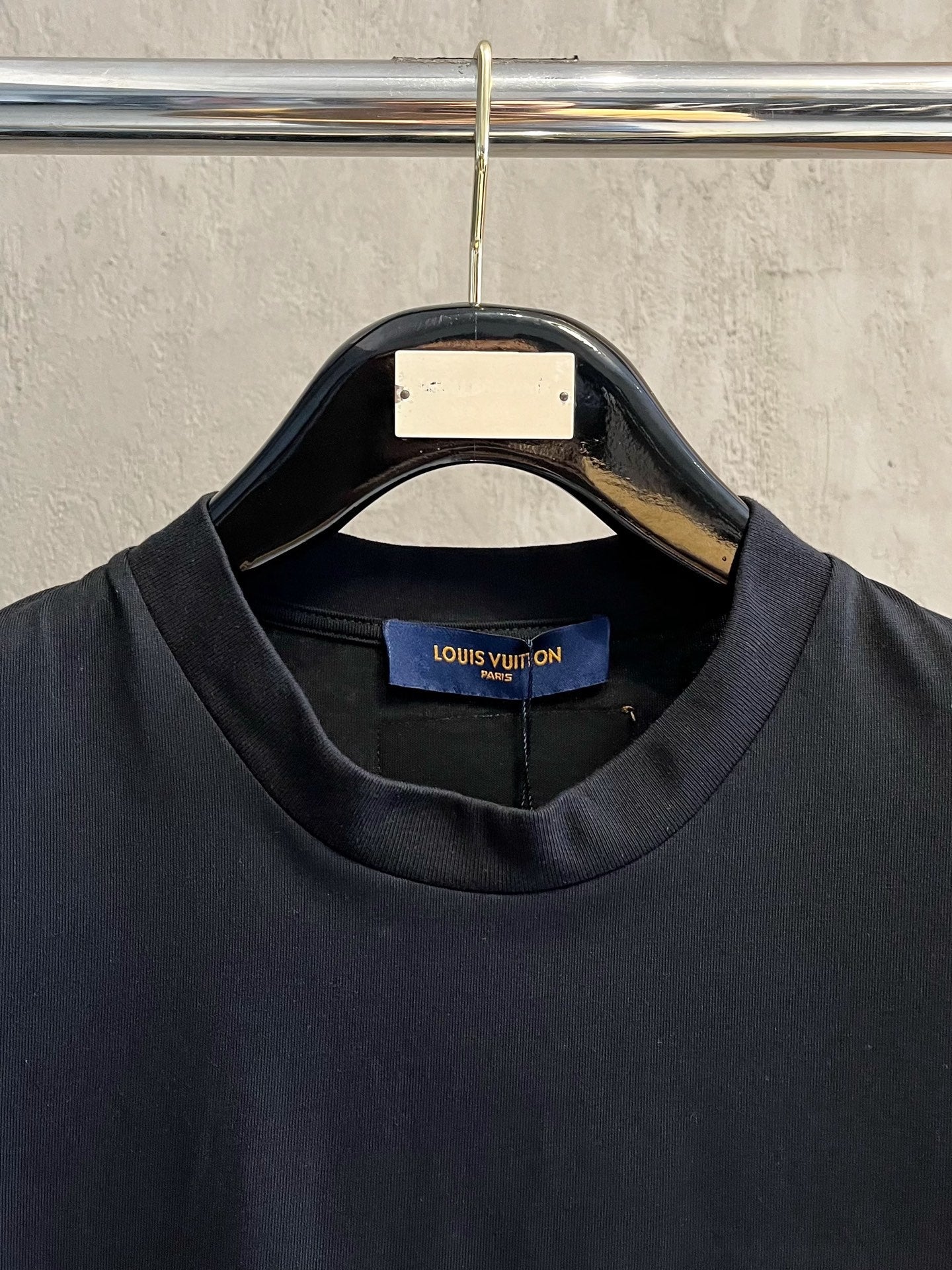LV BLACK COTTON T-SHIRT EMBROIDERED LOGO 238862
