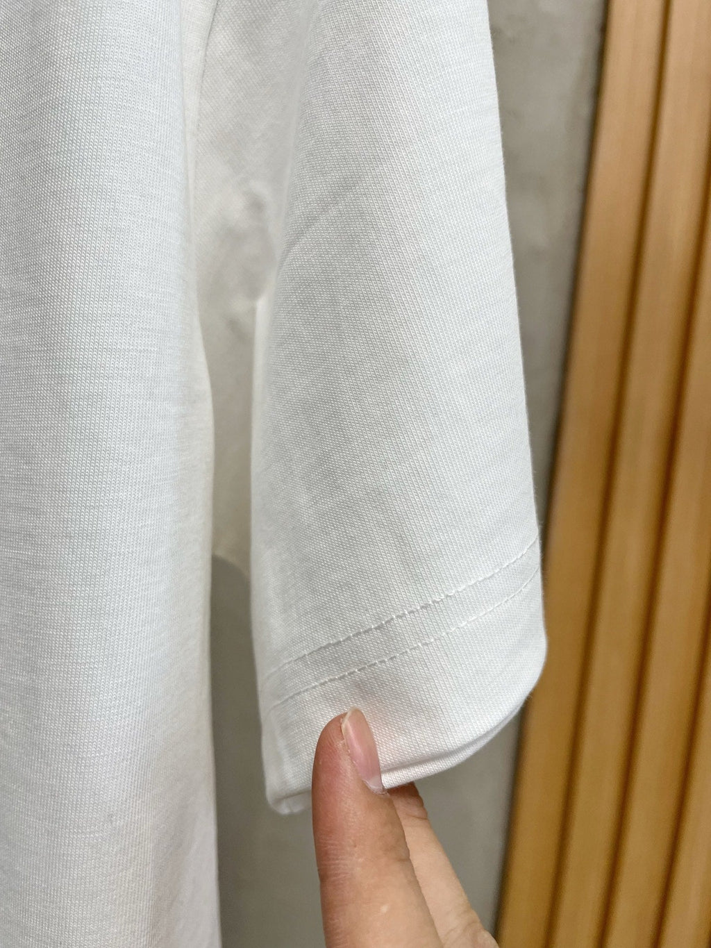 LV T-SHIRT IN WHITE PURE COTTON WITH EMBROIDERED LOGO 238773