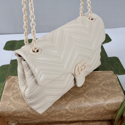 GUCCI 26S SHOULDER BAG 31 IN WHITE CALFSKIN QUILTED PATTERN