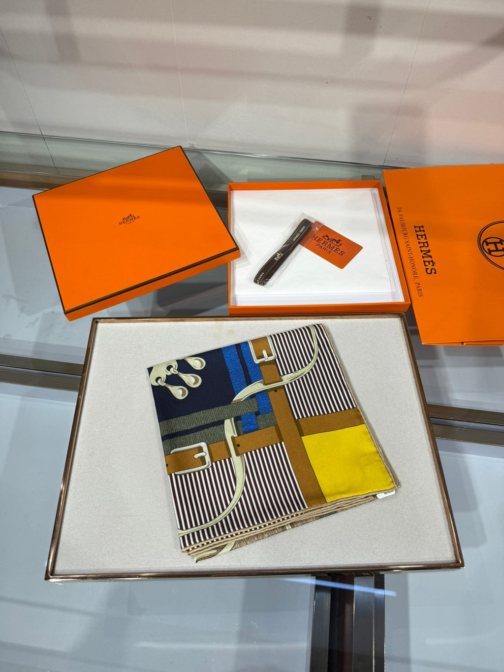 HERMES 26S SCARF 90 IN SILK 307104