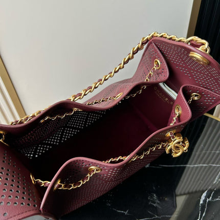 CHANEL 26S HOBO BAG MEDIUM 30 IN BURGUNDY RED PERFORATED CALFSKIN GOLD HARDWARE