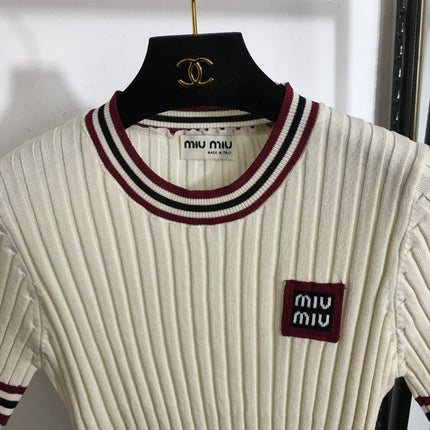 MIUMIU SHORT-SLEEVE KNIT TOP STYLE 296