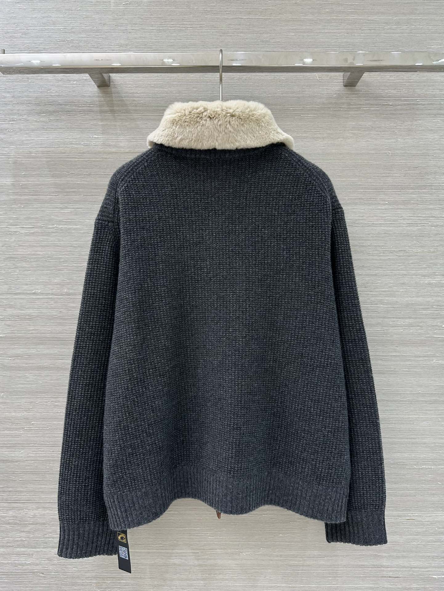 LP CARDIGAN STYLE 138
