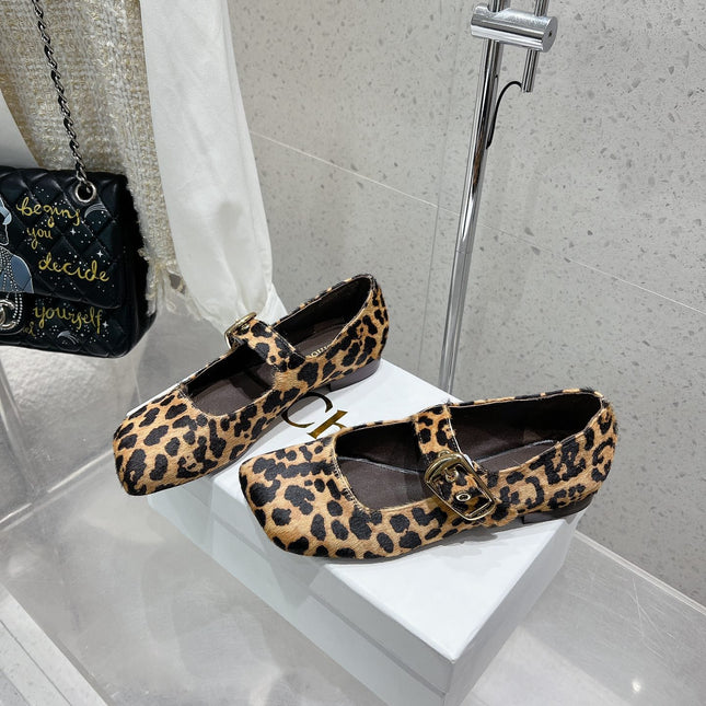 CHLOÉ 26S MARY JANE FLATS IN LEOPARD PRINT PONY HAIR