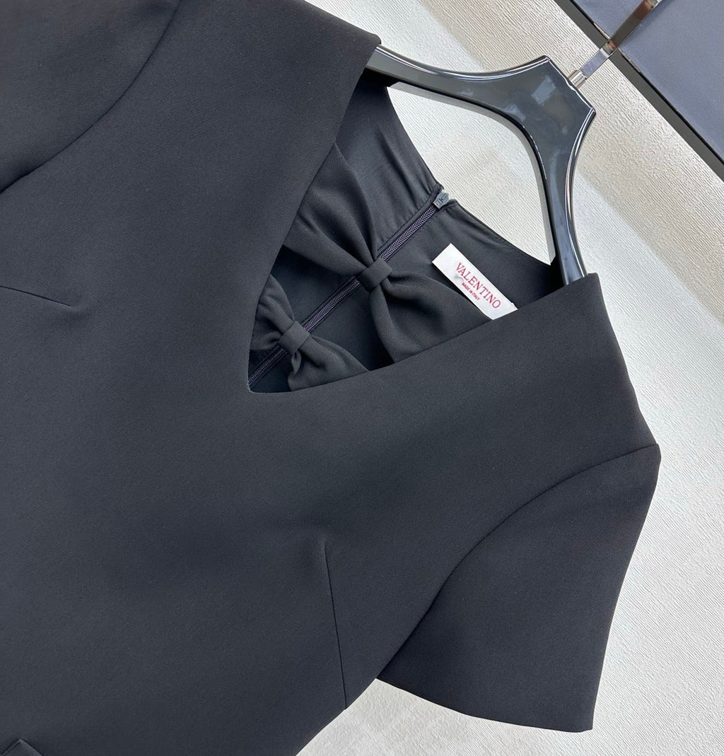 VALENTINO 26S V-NECK DRESS 155