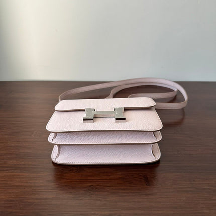 CONSTANCE 18 LIGHT PINK CHEVRE SILVER HARDWARE
