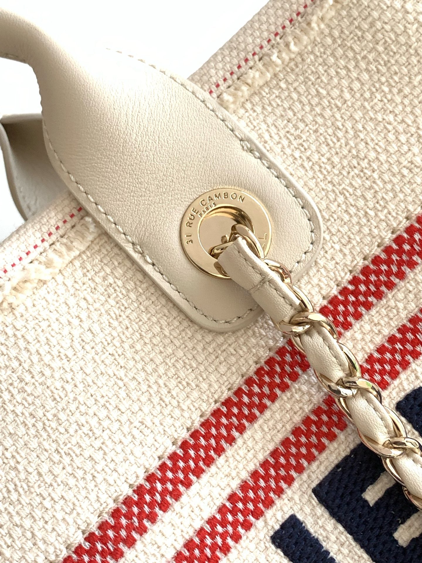 SHOPPING BAG 34 IN WHITE RED AND NAVY BLUE CANVAS