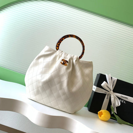 CHANEL 26S HAND BAG 32 IN IVORY WHITE LAMBSKIN GOLD HARDWARE