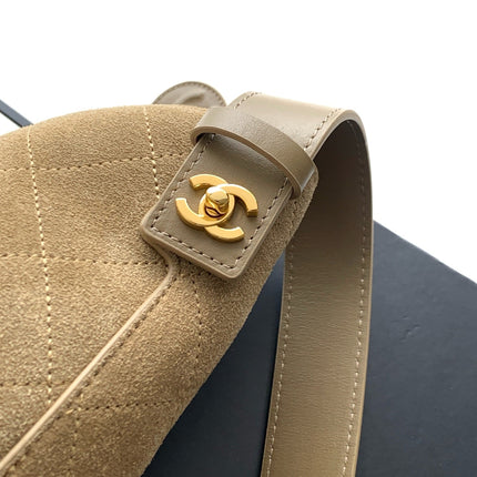 CHANEL 26S BUCKET SHOULDER BAG MEDIUM 29 IN DARK BEIGE SUEDE AND CALFSKIN GOLD HARDWARE