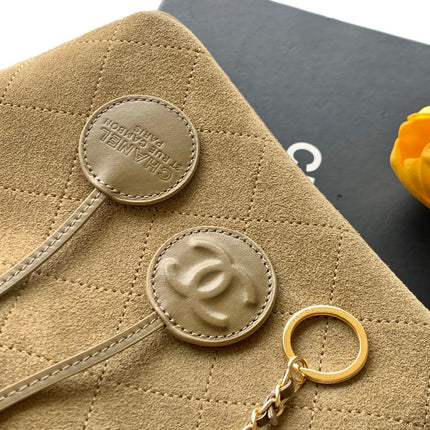 CHANEL 26S BUCKET SHOULDER BAG MEDIUM 29 IN DARK BEIGE SUEDE AND CALFSKIN GOLD HARDWARE