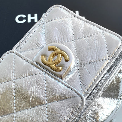 CHANEL 26S HOBO BAG 22 IN SILVER METALLIC CRINKLED CALFSKIN GOLD HARDWARE