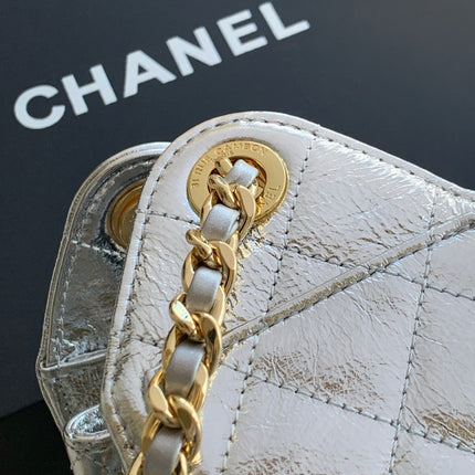 CHANEL 26S HOBO BAG 22 IN SILVER METALLIC CRINKLED CALFSKIN GOLD HARDWARE