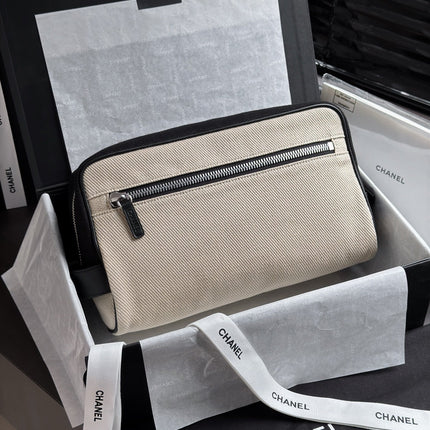 CHANEL 26S LARGE ZIP POUCH BAG 29 IN BEIGE CANVAS AND CALFSKIN SILVER HARDWARE