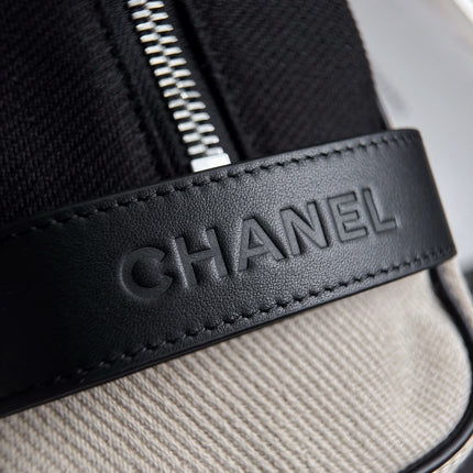 CHANEL 26S LARGE ZIP POUCH BAG 29 IN BEIGE CANVAS AND CALFSKIN SILVER HARDWARE