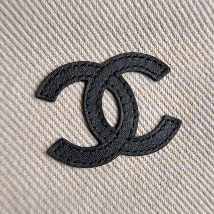 CHANEL 26S LARGE ZIP POUCH BAG 29 IN BEIGE CANVAS AND CALFSKIN SILVER HARDWARE