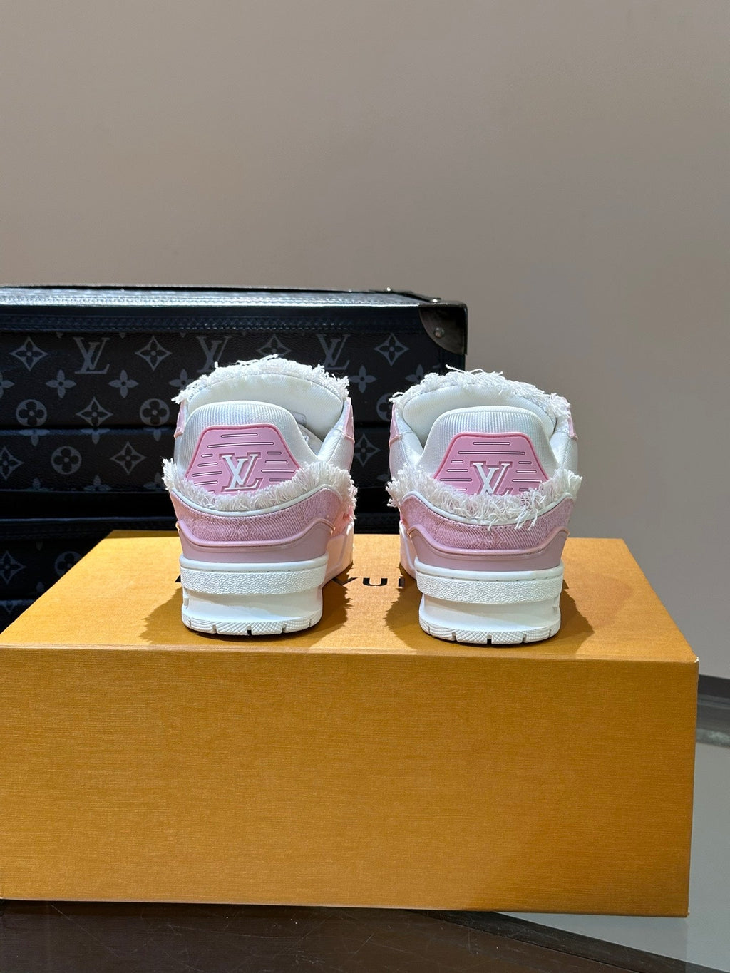 LV TRAINER SNEAKER LIGHT PINK FABRIC AND SUEDE