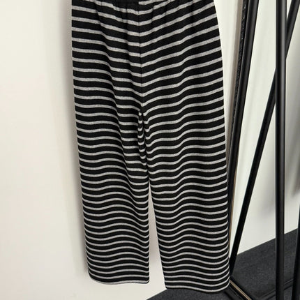 CHANEL 25S STRIPED PANTS 571